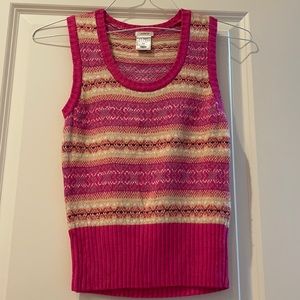 Women’s pink sweater vest